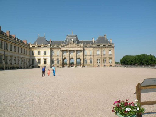  Le château